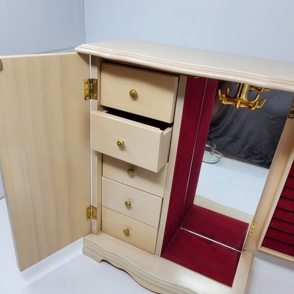 Wooden Floral lacquered open front jewelry box in good used condition - Picture 2 of 9